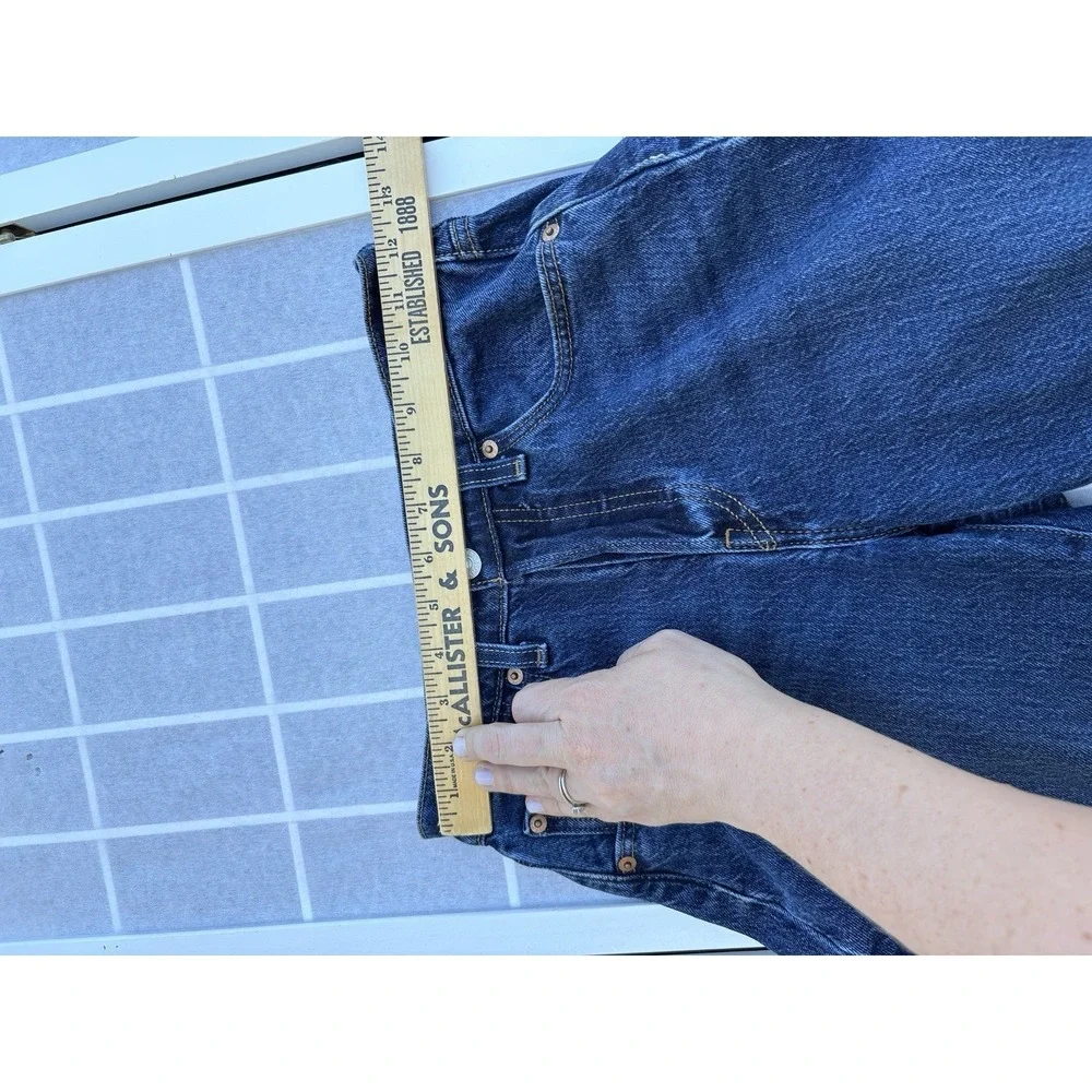 Levi's 501 Curve Jeans Women Dark Wash Button Fly 24 x 30 Super High Rise Sz‎ 00